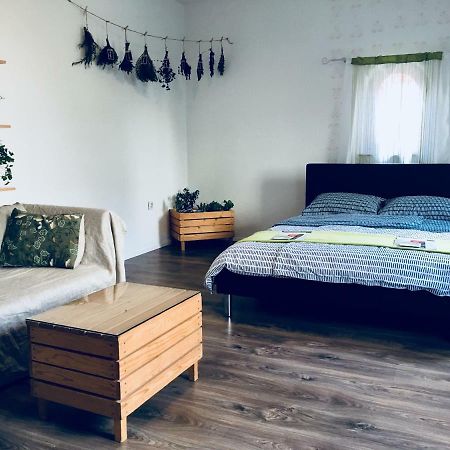 Urban Herbs Apartment Любляна Екстериор снимка
